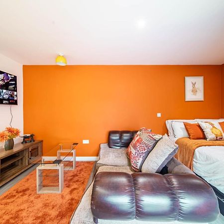 Corner Studio Apartment In Sheffield Exterior foto